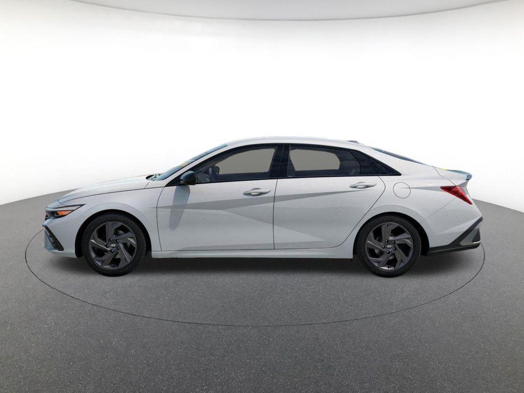 new 2026 Hyundai ELANTRA HEV car, priced at $28,760