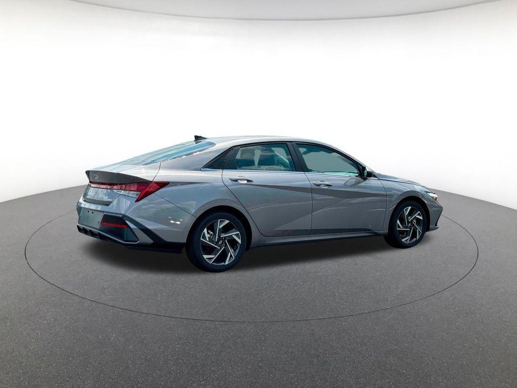 new 2025 Hyundai Elantra car, priced at $27,217