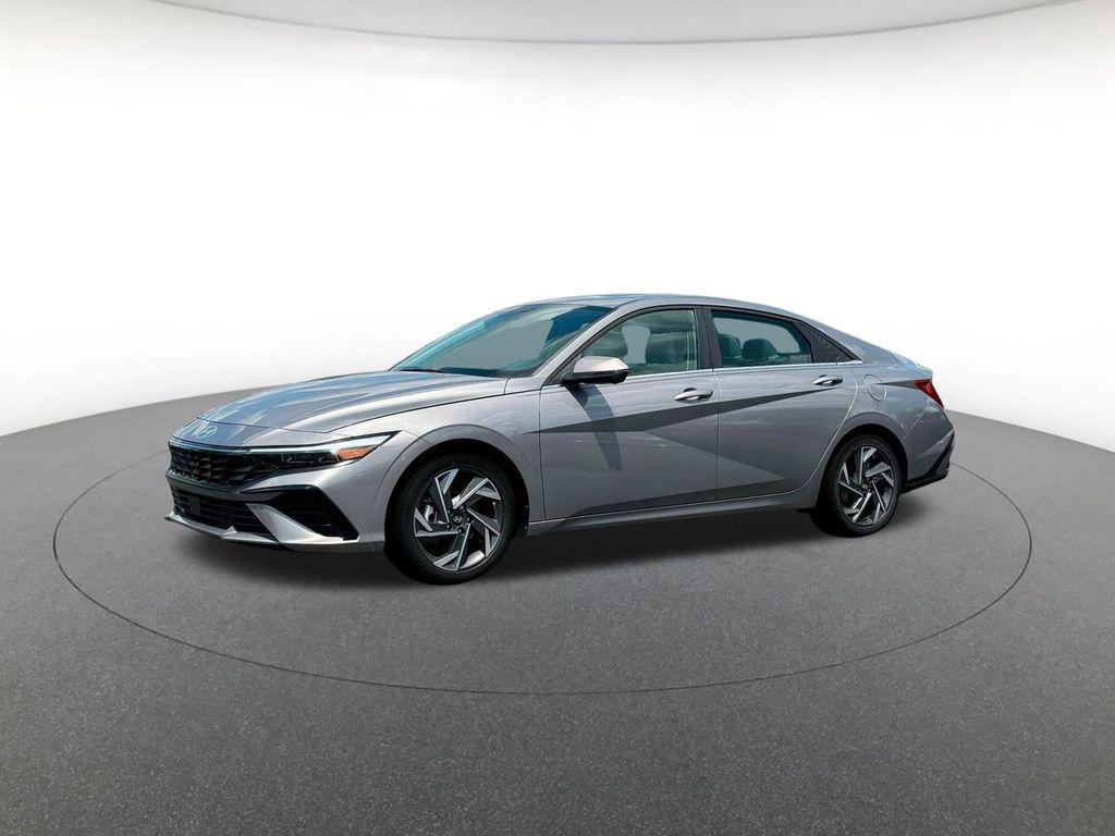 new 2025 Hyundai Elantra car, priced at $27,217