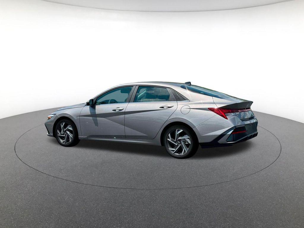 new 2025 Hyundai Elantra car, priced at $27,217