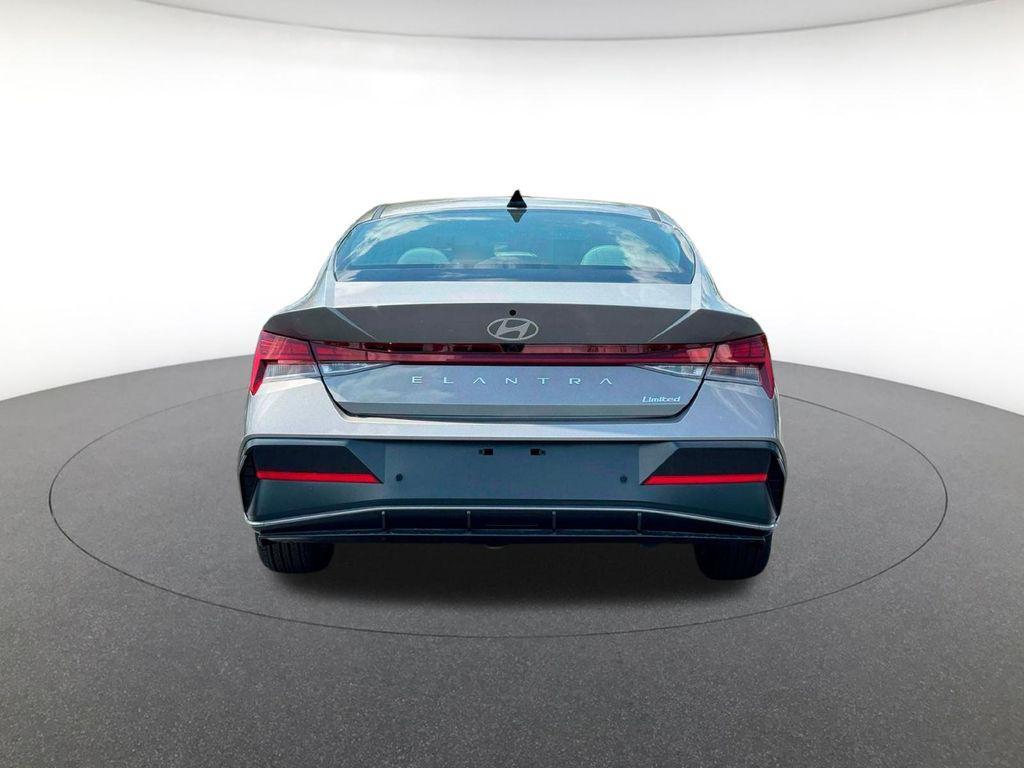 new 2025 Hyundai Elantra car, priced at $27,217