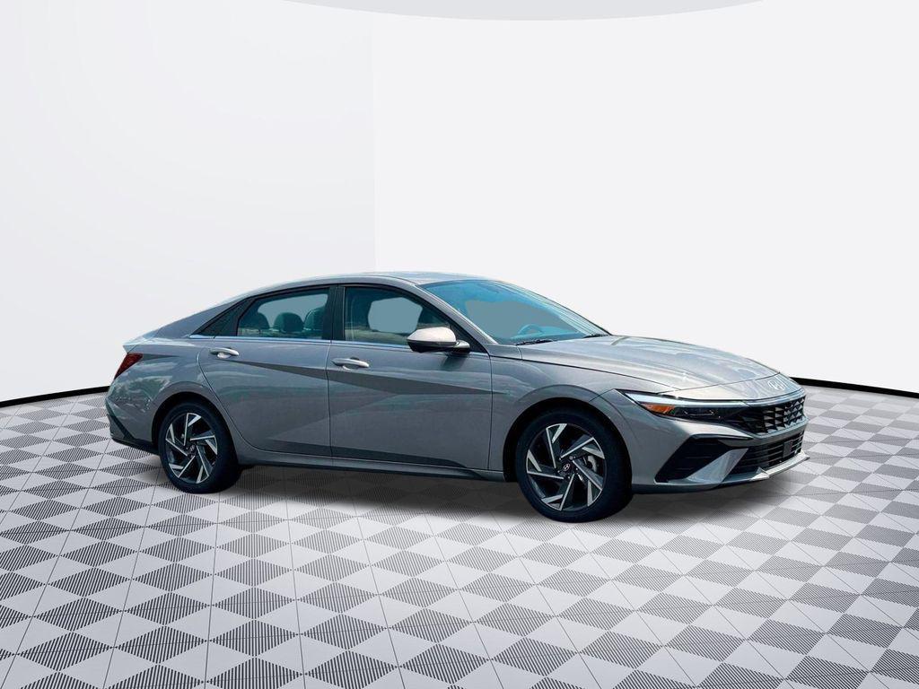 new 2025 Hyundai Elantra car, priced at $27,017