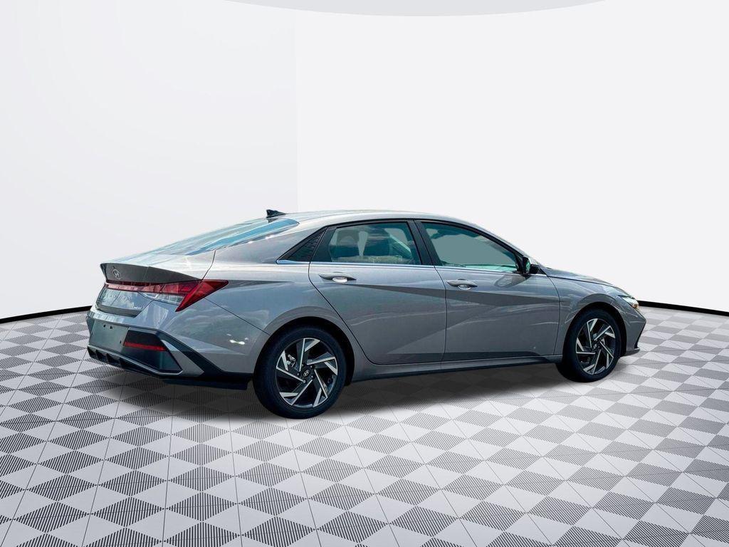 new 2025 Hyundai Elantra car, priced at $27,017