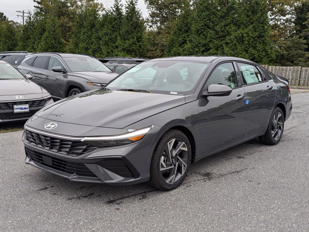 new 2025 Hyundai Elantra car, priced at $25,335