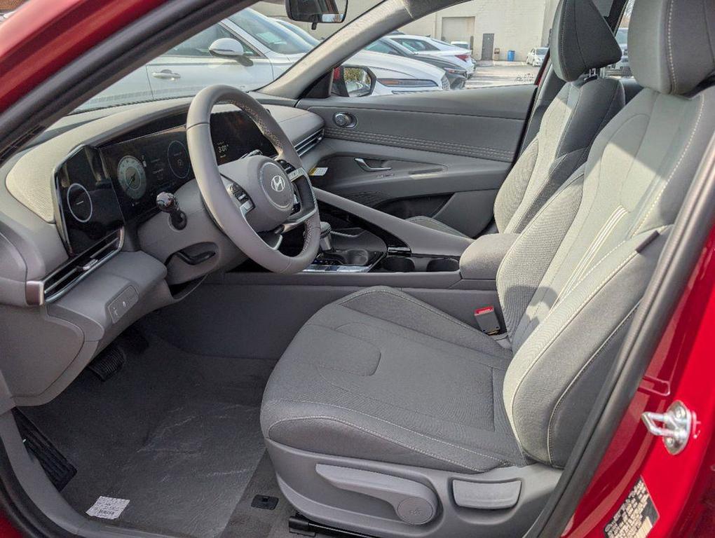 new 2025 Hyundai Elantra car, priced at $26,045