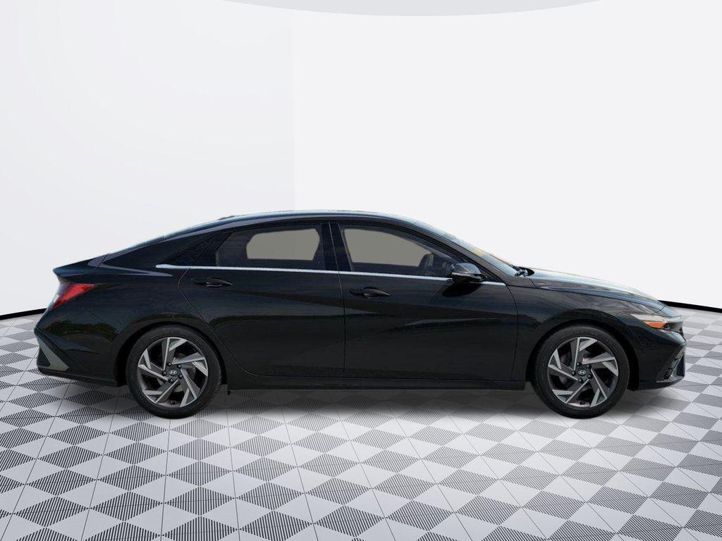 new 2025 Hyundai Elantra car, priced at $28,435