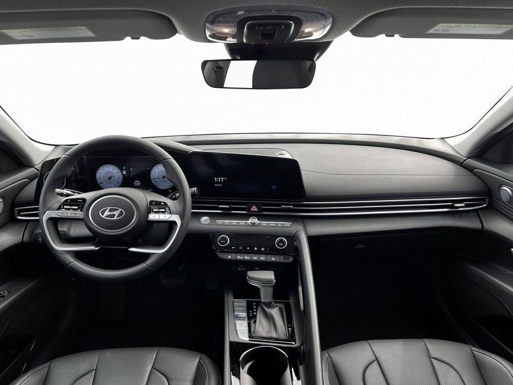 new 2025 Hyundai Elantra car, priced at $27,217