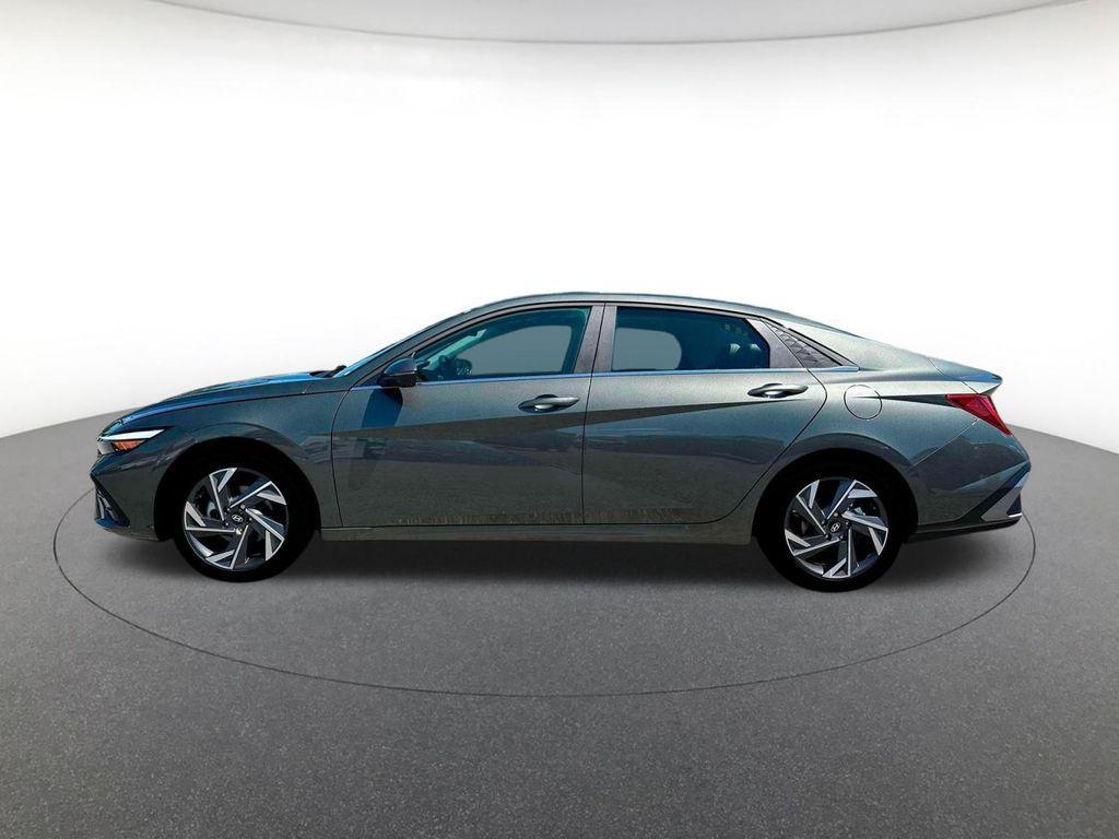new 2025 Hyundai Elantra car, priced at $27,217