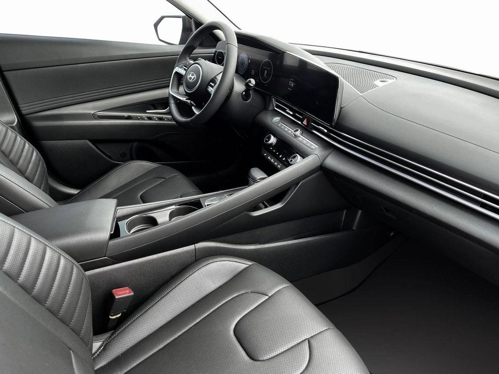 new 2025 Hyundai Elantra car, priced at $27,217