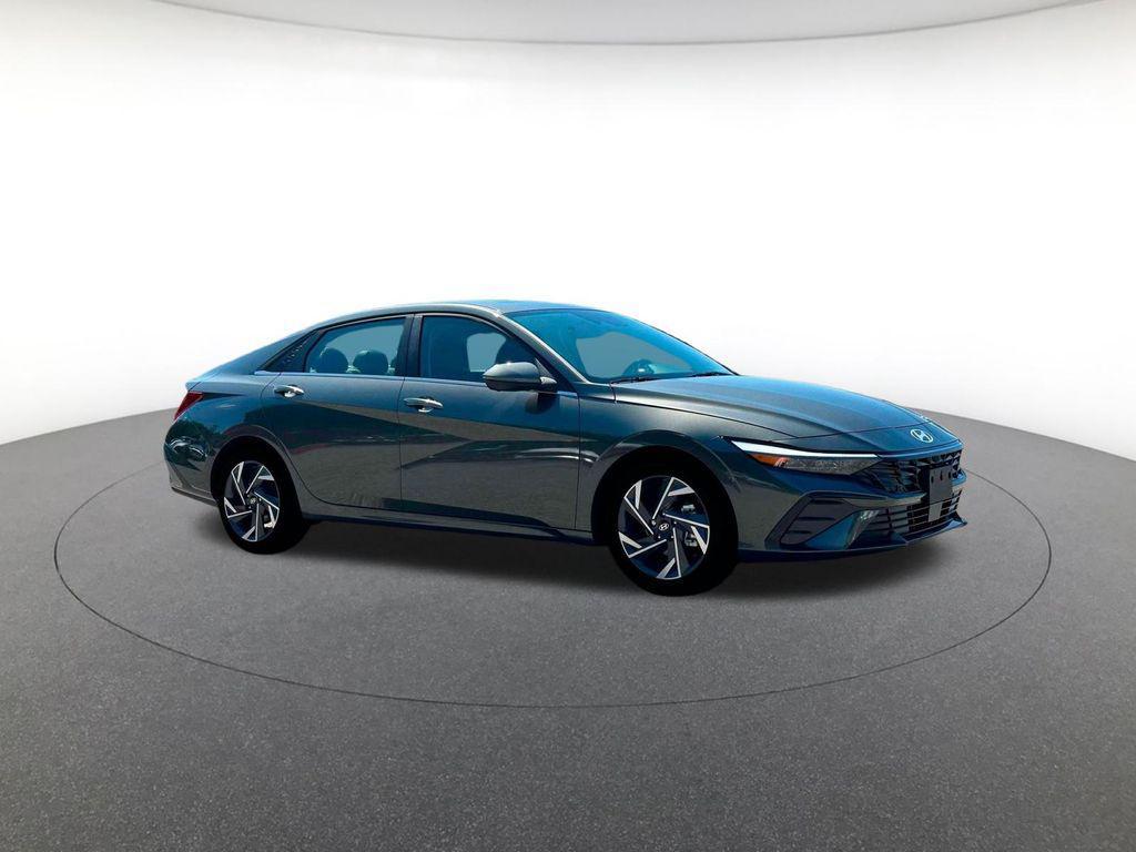 new 2025 Hyundai Elantra car, priced at $27,217