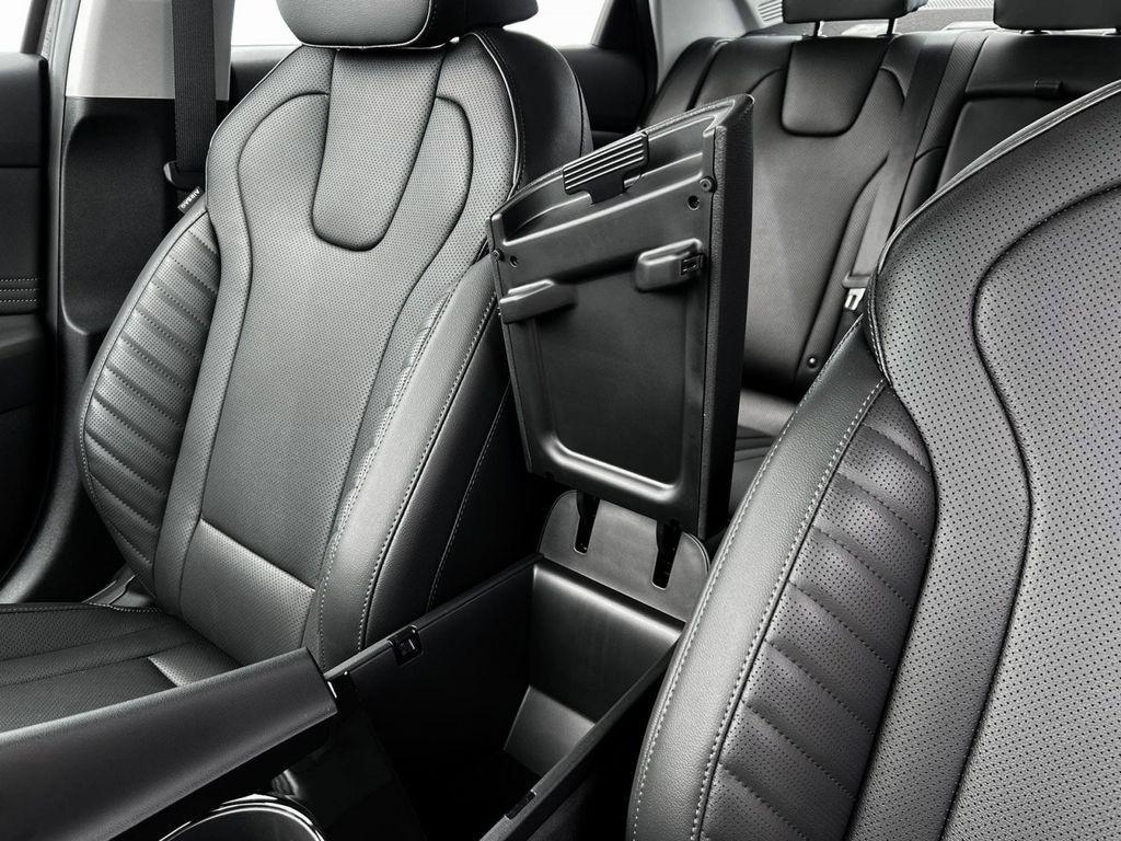 new 2025 Hyundai Elantra car, priced at $27,217