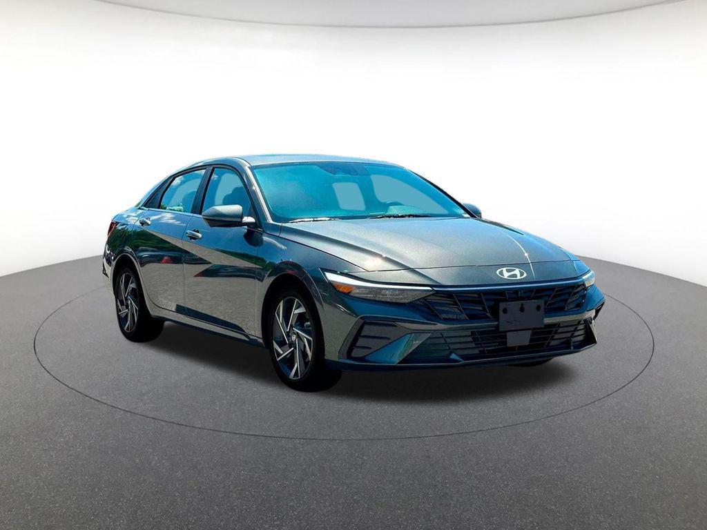 new 2025 Hyundai Elantra car, priced at $27,217