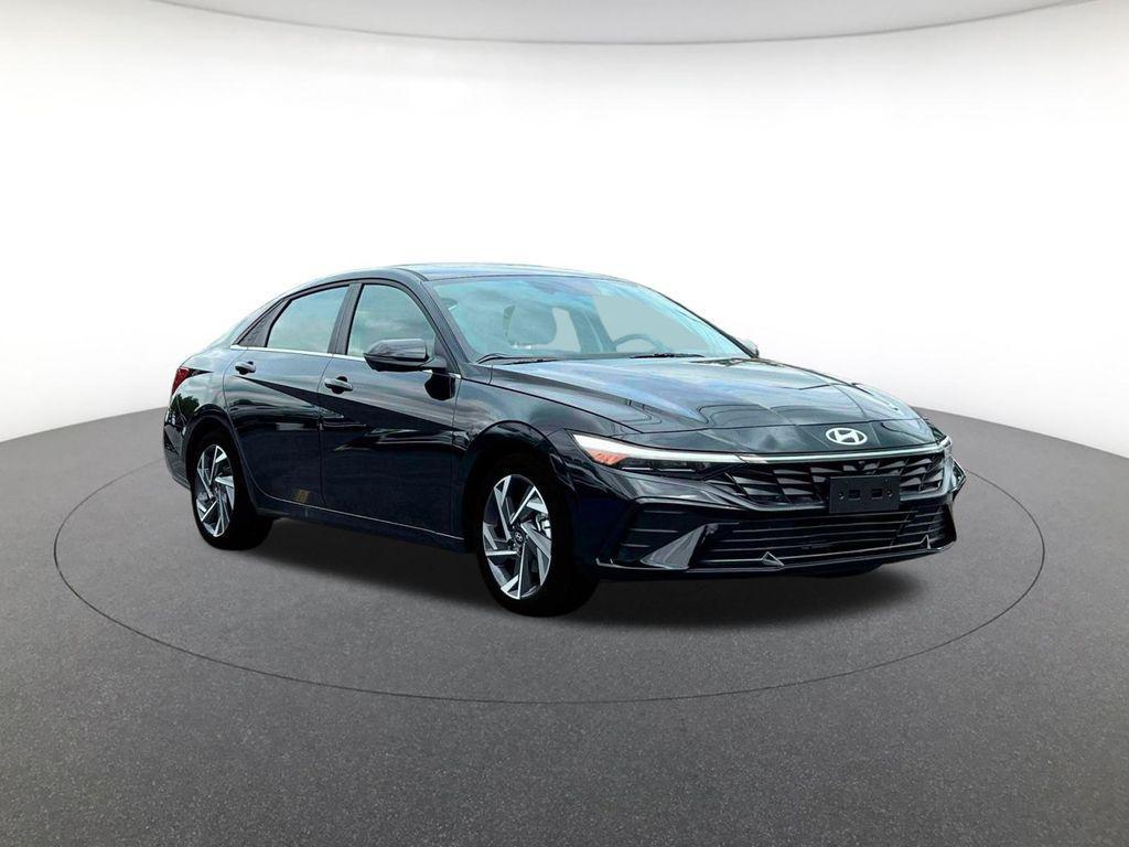 new 2025 Hyundai Elantra car, priced at $27,217