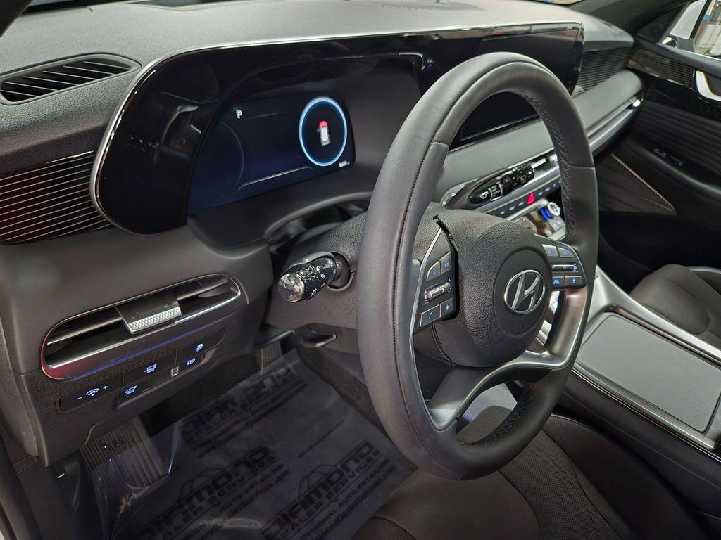 used 2025 Hyundai Palisade car, priced at $47,500