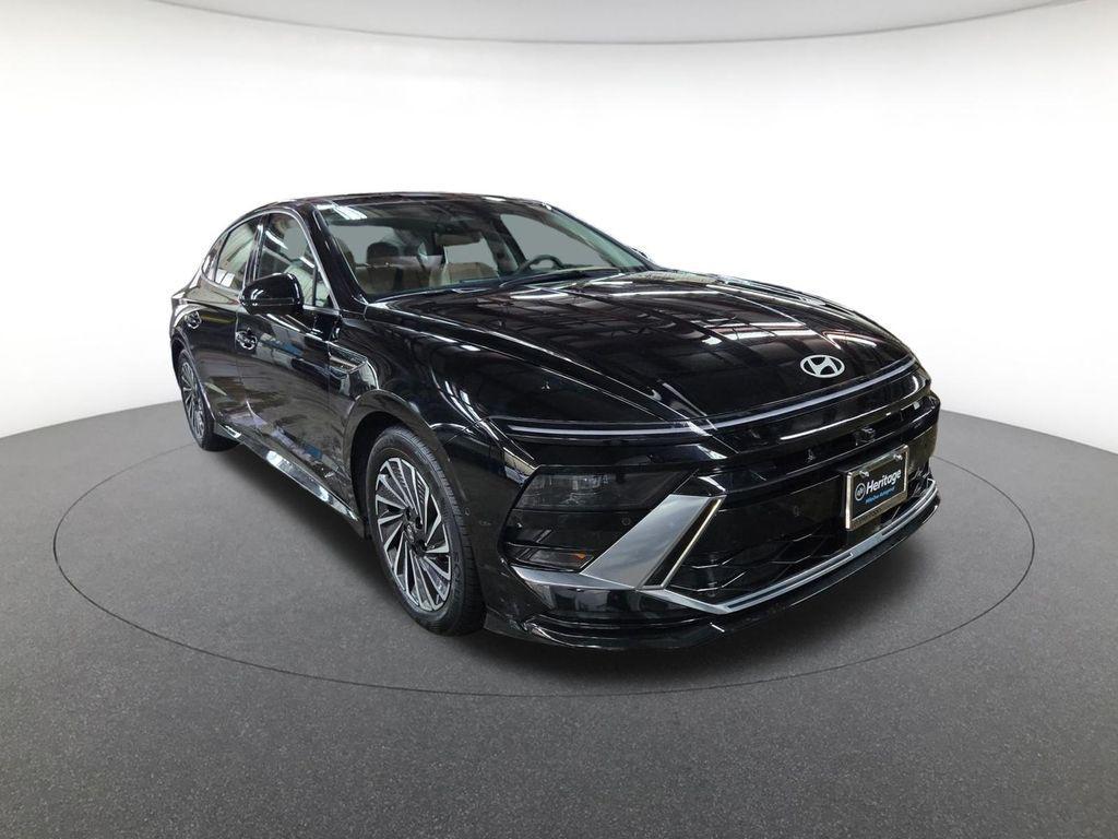 used 2024 Hyundai Sonata Hybrid car, priced at $28,600