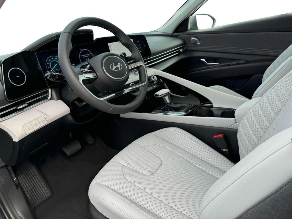 new 2025 Hyundai ELANTRA HEV car, priced at $28,611
