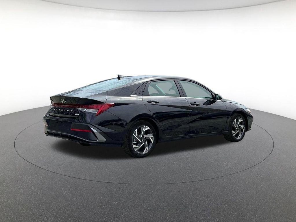 new 2025 Hyundai ELANTRA HEV car, priced at $28,611