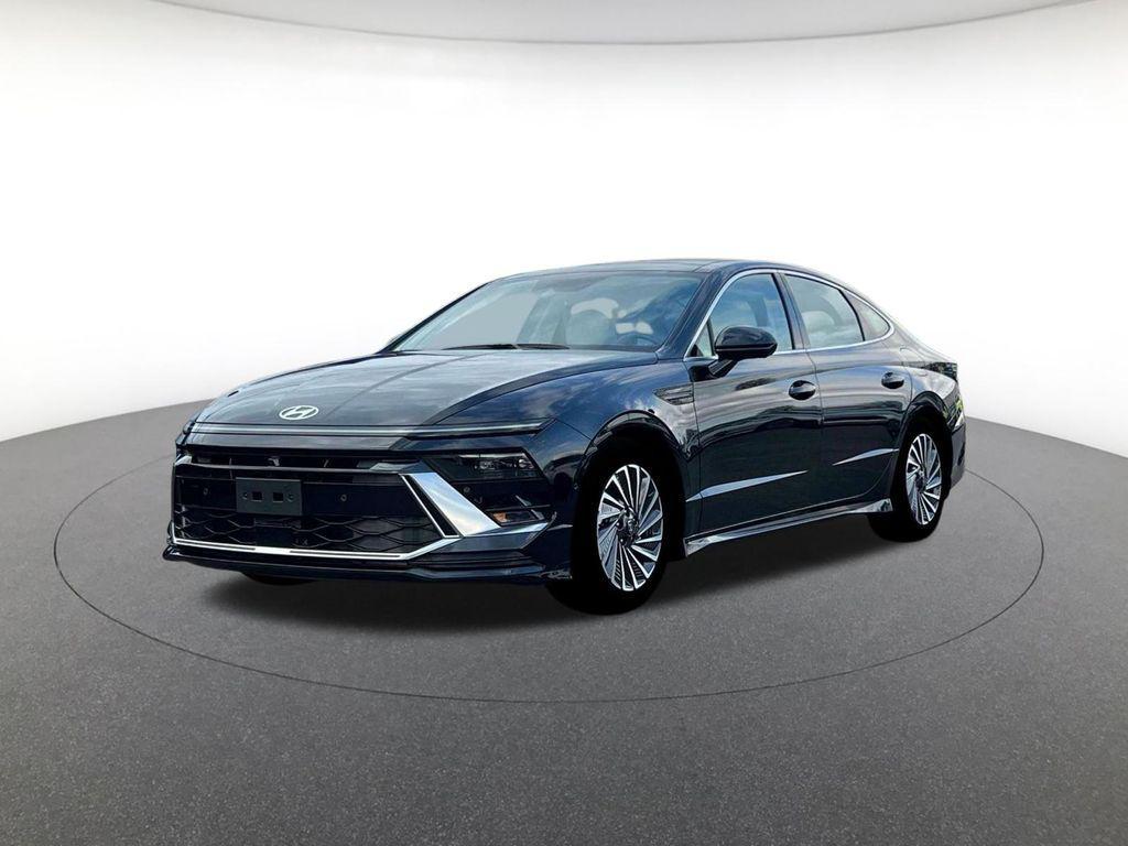 new 2025 Hyundai Sonata Hybrid car, priced at $36,702