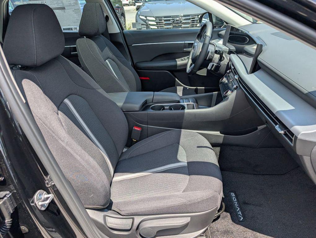 new 2025 Hyundai Sonata car, priced at $30,547