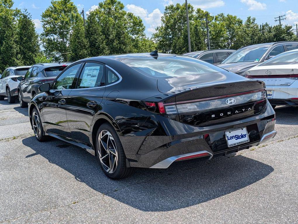 new 2025 Hyundai Sonata car, priced at $30,547