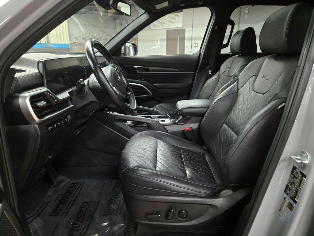 used 2023 Kia Telluride car, priced at $34,800