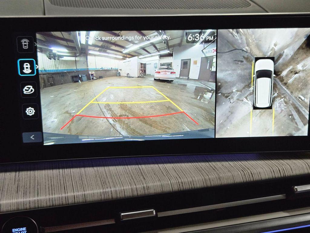 used 2025 Hyundai Santa Fe car, priced at $43,000