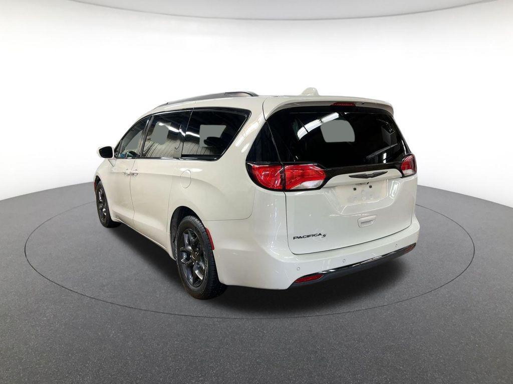 used 2020 Chrysler Pacifica car, priced at $19,200