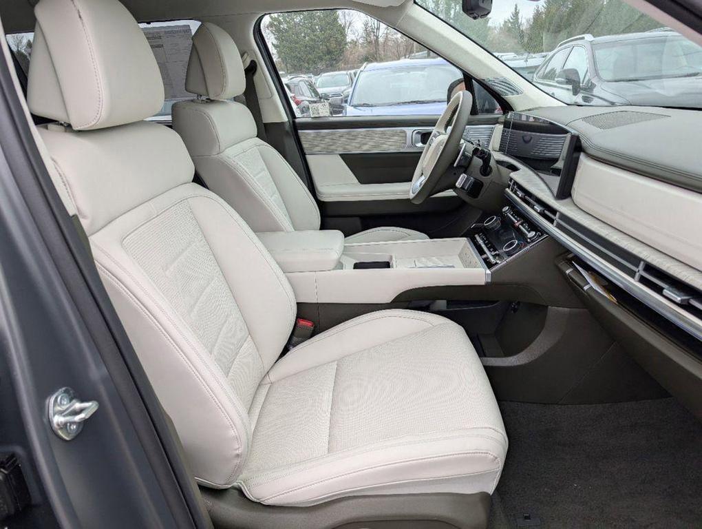 new 2025 Hyundai Santa Fe car, priced at $46,195