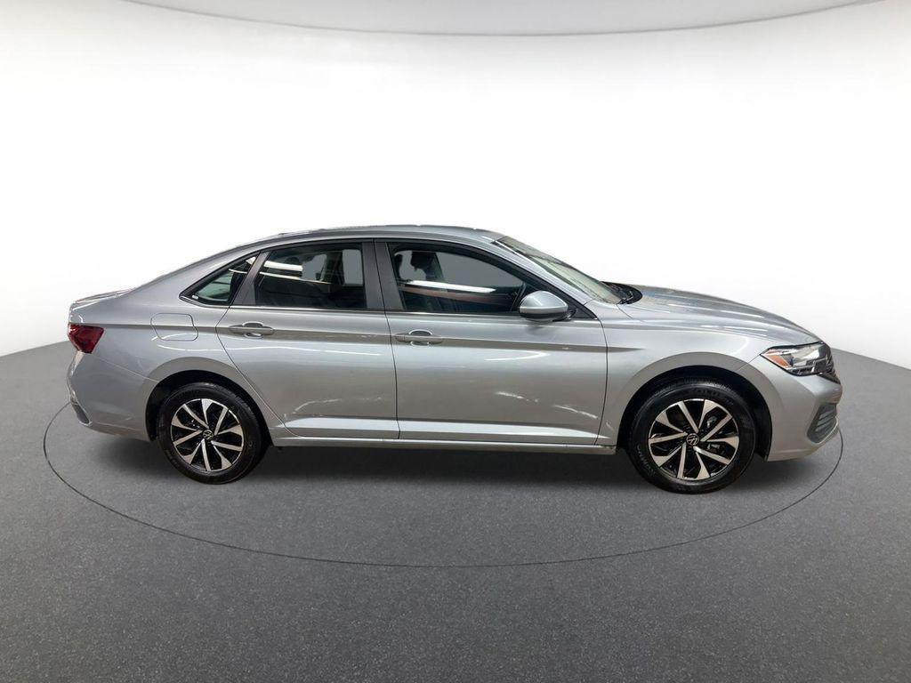used 2024 Volkswagen Jetta car, priced at $18,100