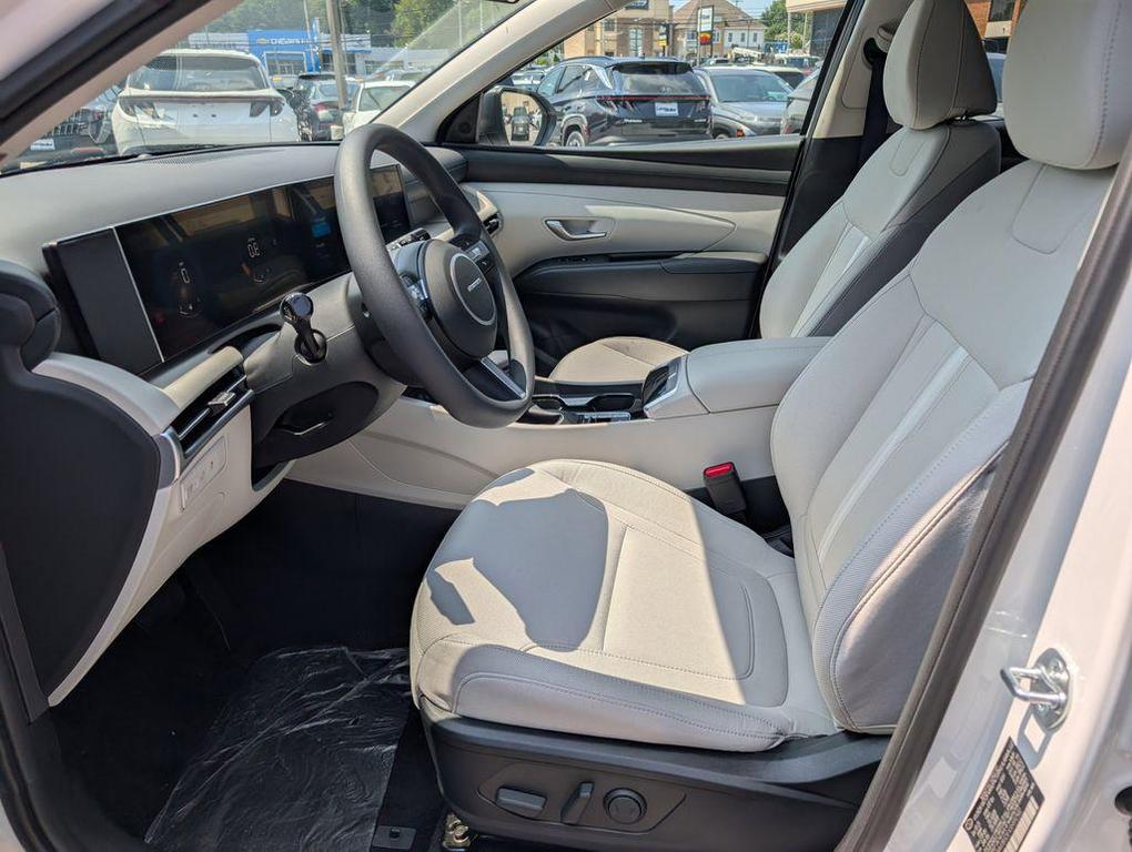 new 2025 Hyundai Tucson car, priced at $28,893