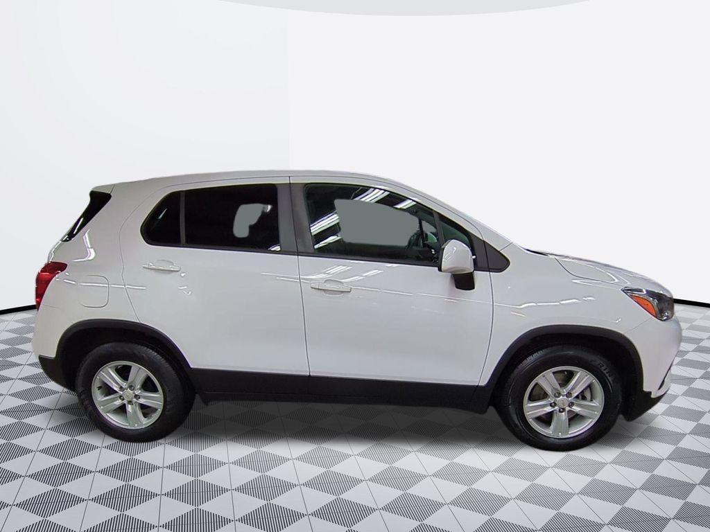 used 2020 Chevrolet Trax car, priced at $10,000