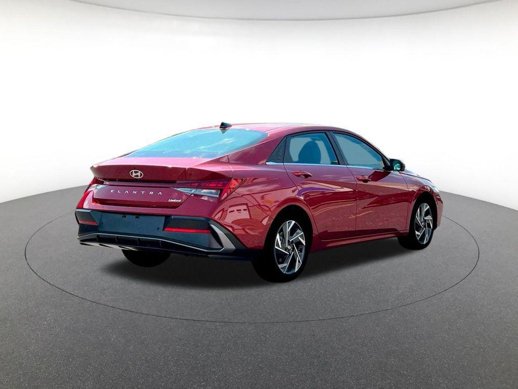new 2025 Hyundai Elantra car, priced at $27,705