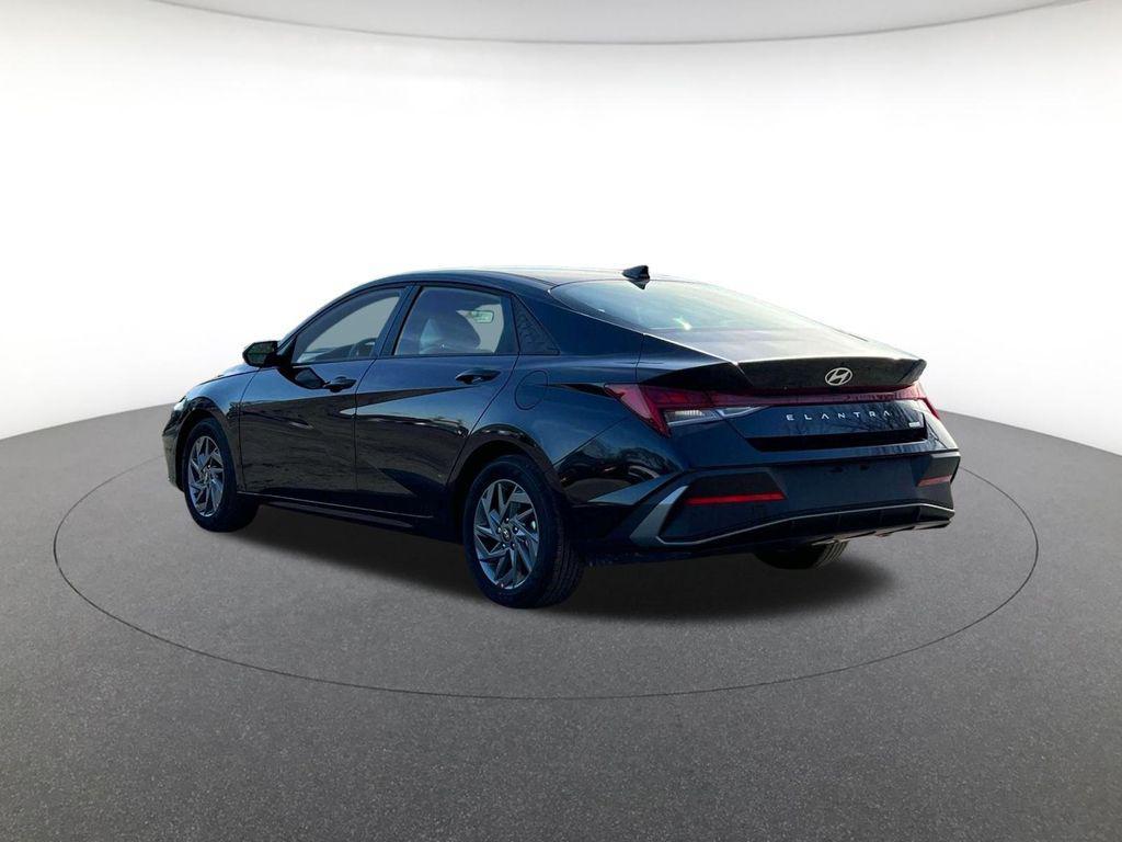 new 2025 Hyundai ELANTRA HEV car, priced at $22,336