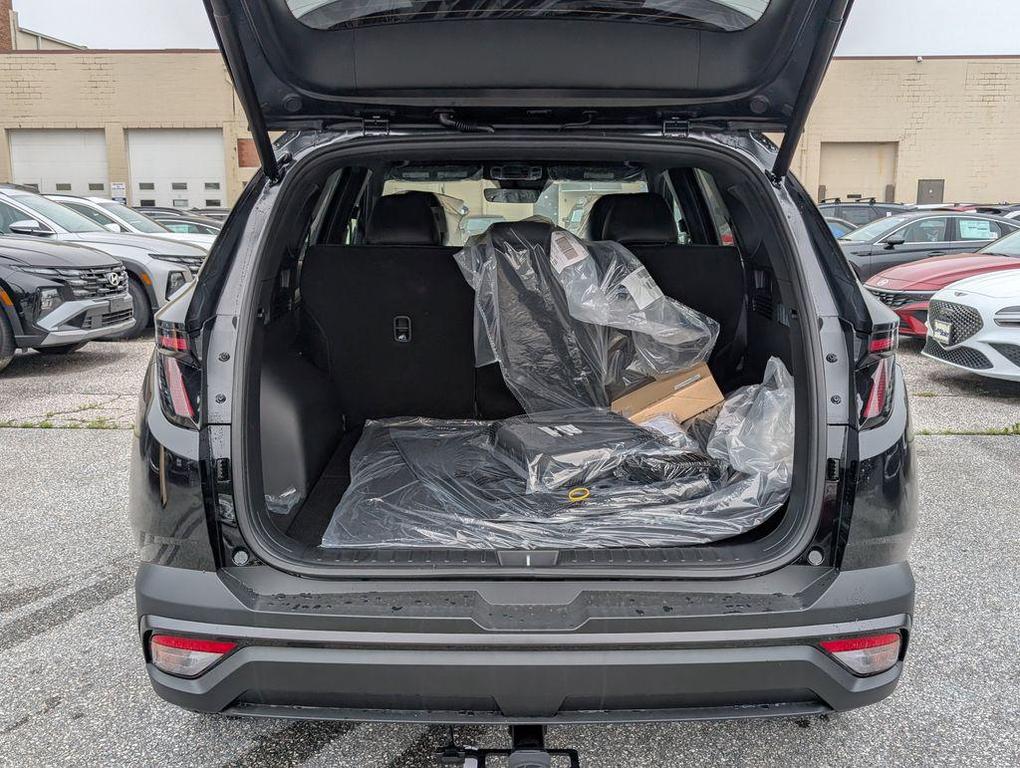 new 2025 Hyundai Tucson car, priced at $32,593