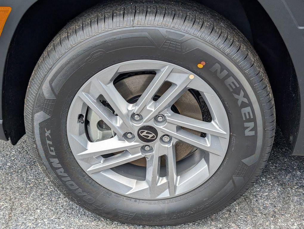 new 2025 Hyundai Tucson car, priced at $28,805