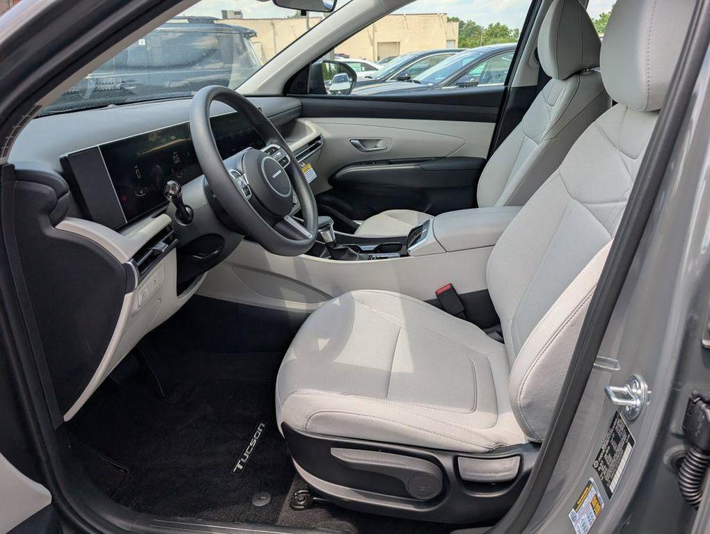 new 2025 Hyundai Tucson car, priced at $28,805