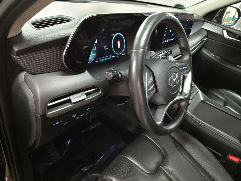 used 2023 Hyundai Palisade car, priced at $37,000
