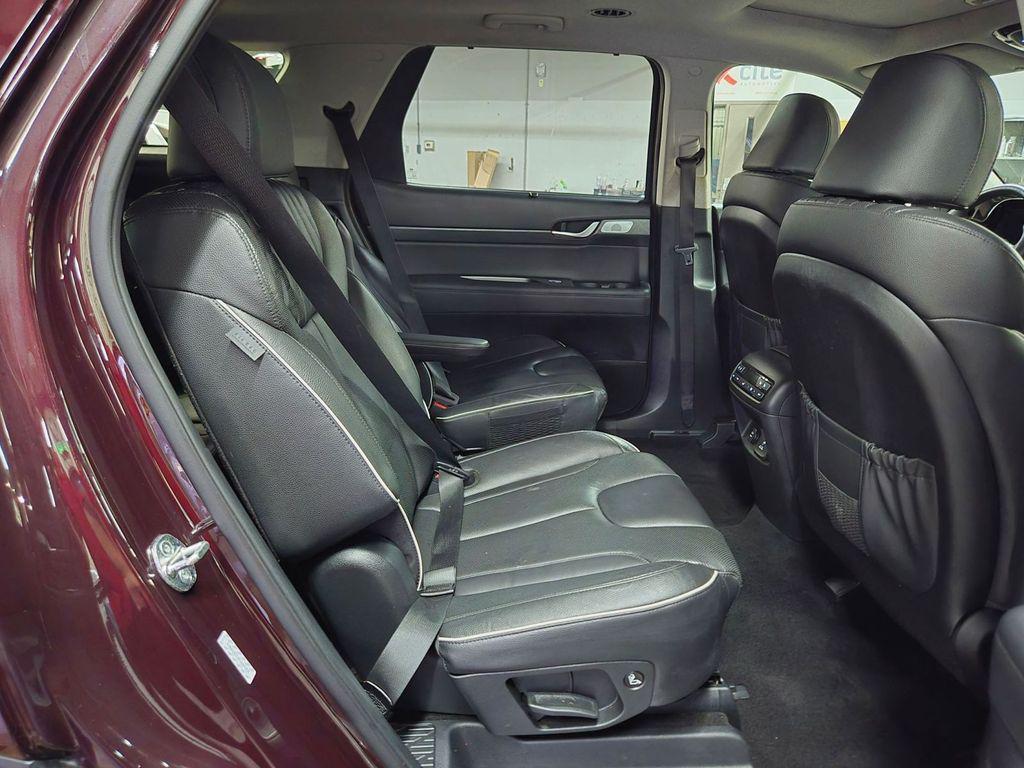 used 2023 Hyundai Palisade car, priced at $37,000
