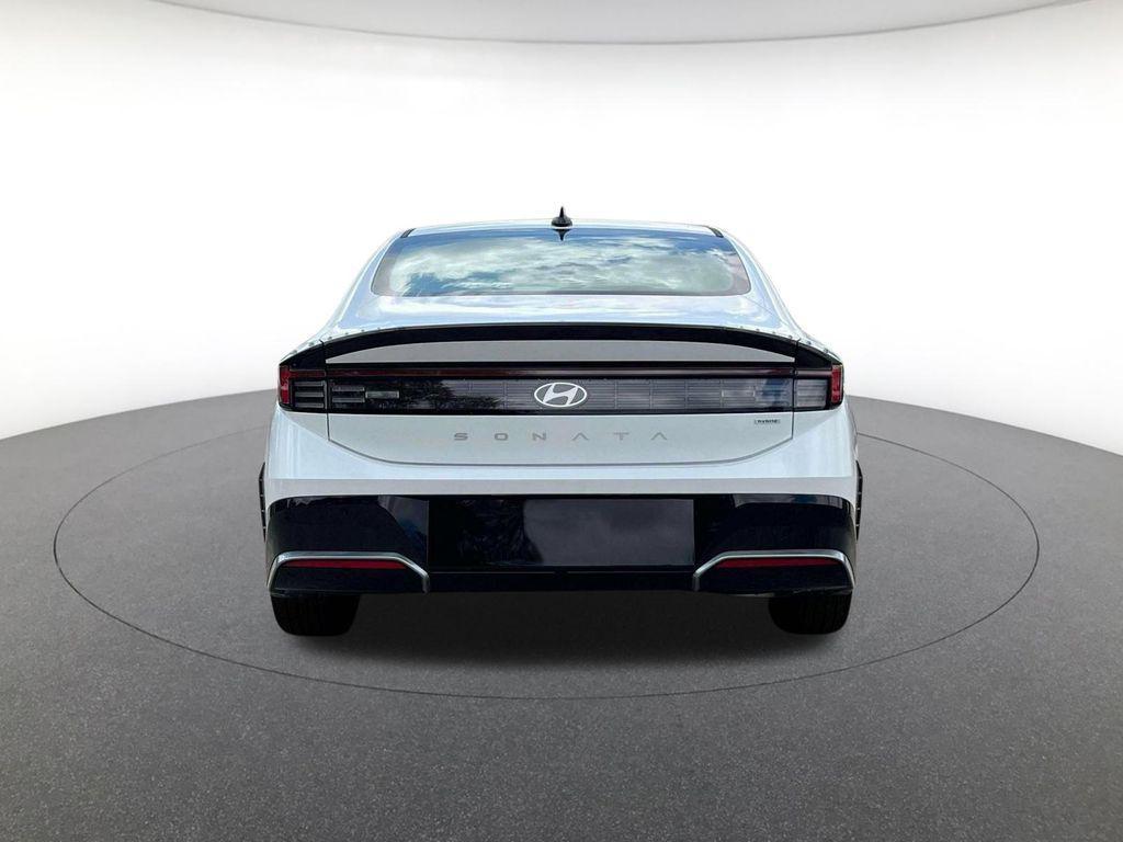 new 2025 Hyundai Sonata Hybrid car, priced at $31,146