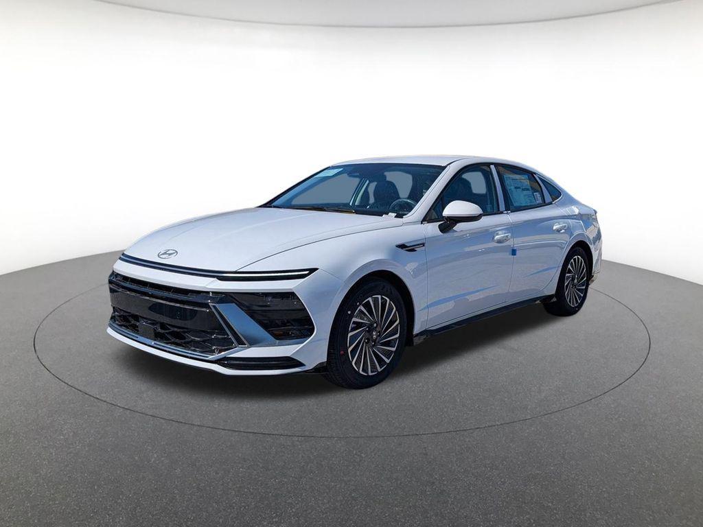 new 2025 Hyundai Sonata Hybrid car, priced at $31,146