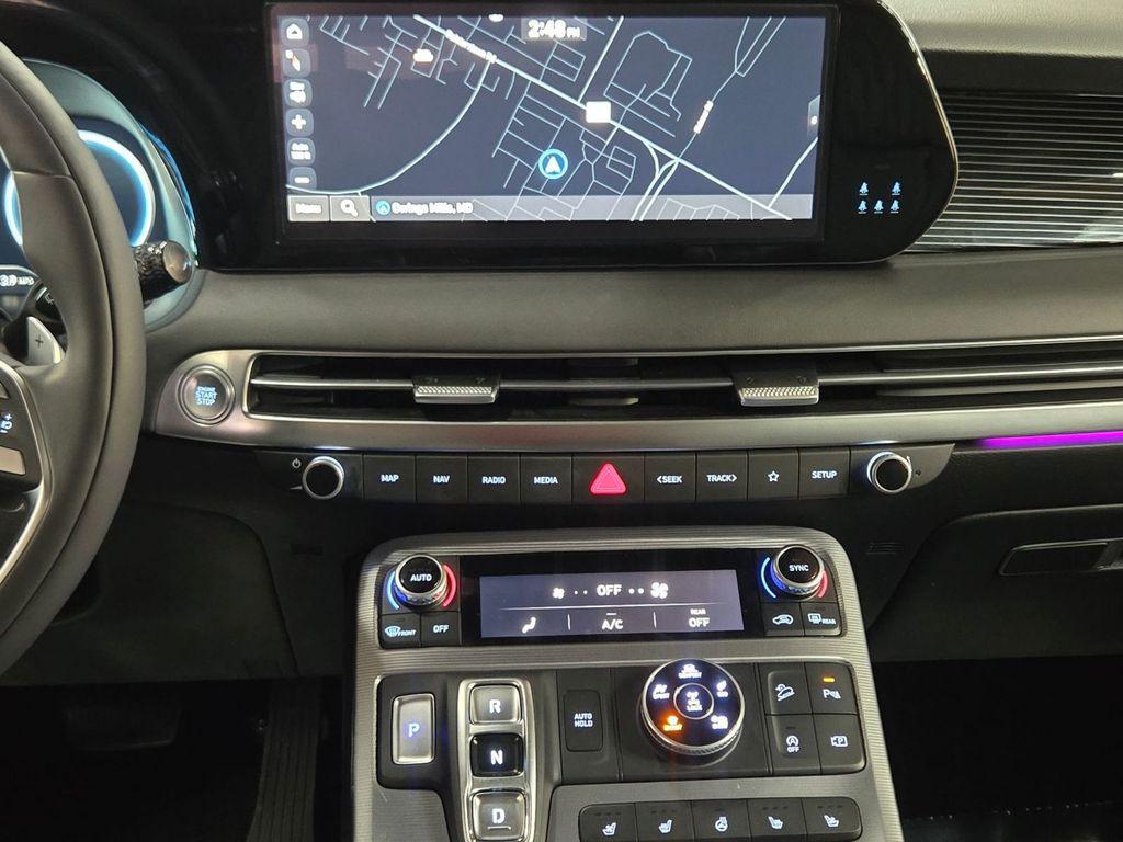 used 2024 Hyundai Palisade car, priced at $41,700