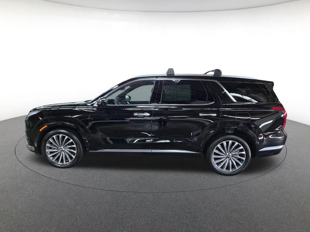 used 2024 Hyundai Palisade car, priced at $41,700
