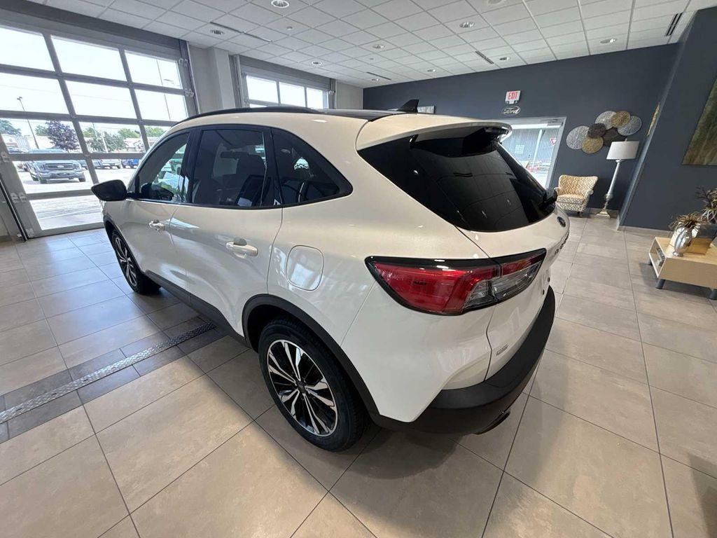 used 2022 Ford Escape car, priced at $19,486