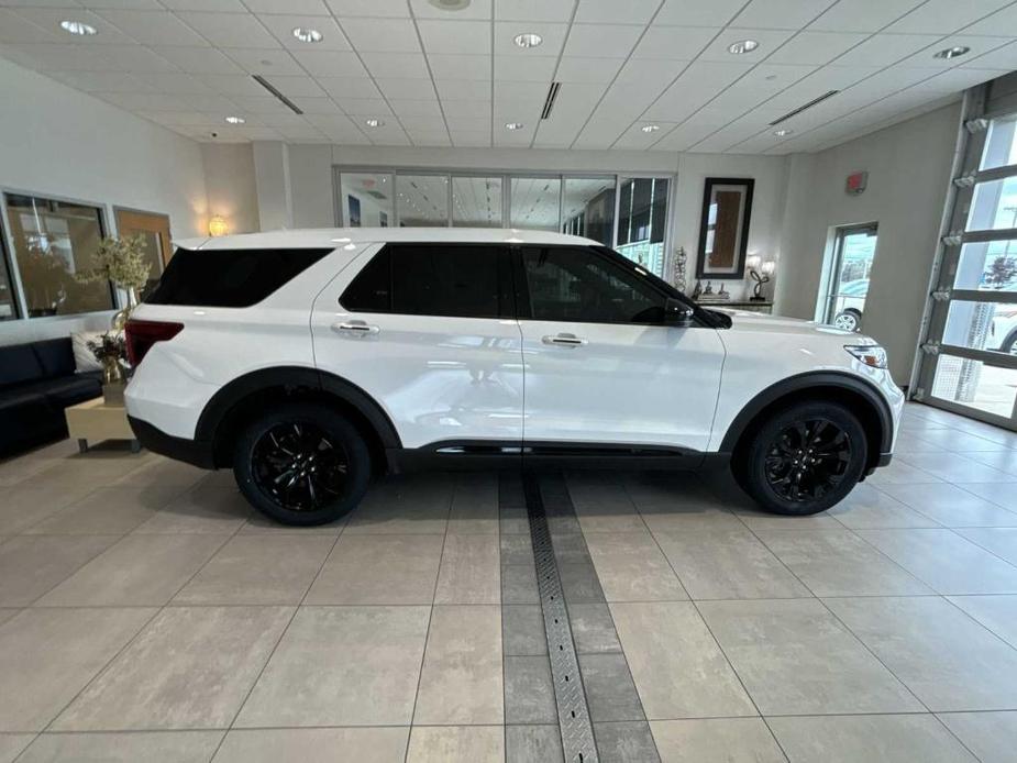 used 2022 Ford Explorer car, priced at $33,928