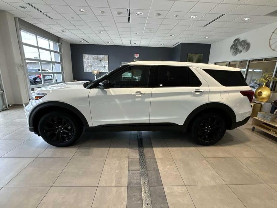 used 2022 Ford Explorer car, priced at $33,928