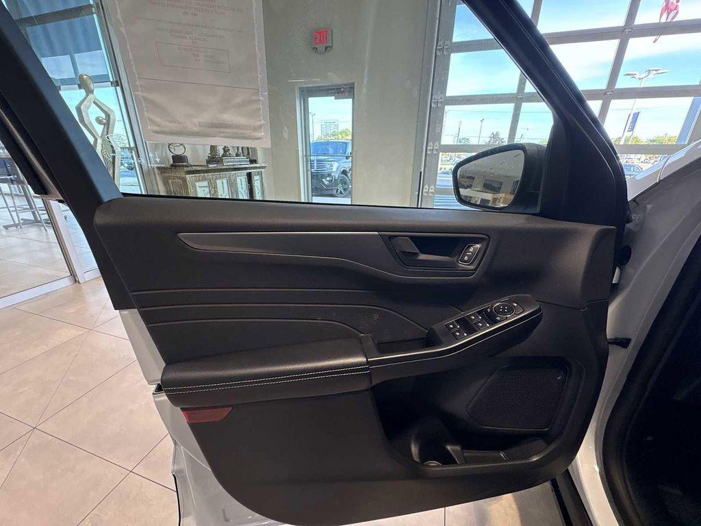 new 2026 Ford Escape car, priced at $32,940