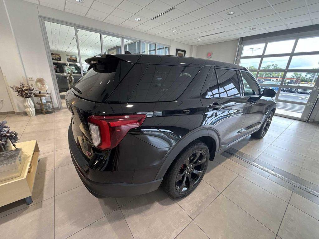 used 2022 Ford Explorer car, priced at $39,992