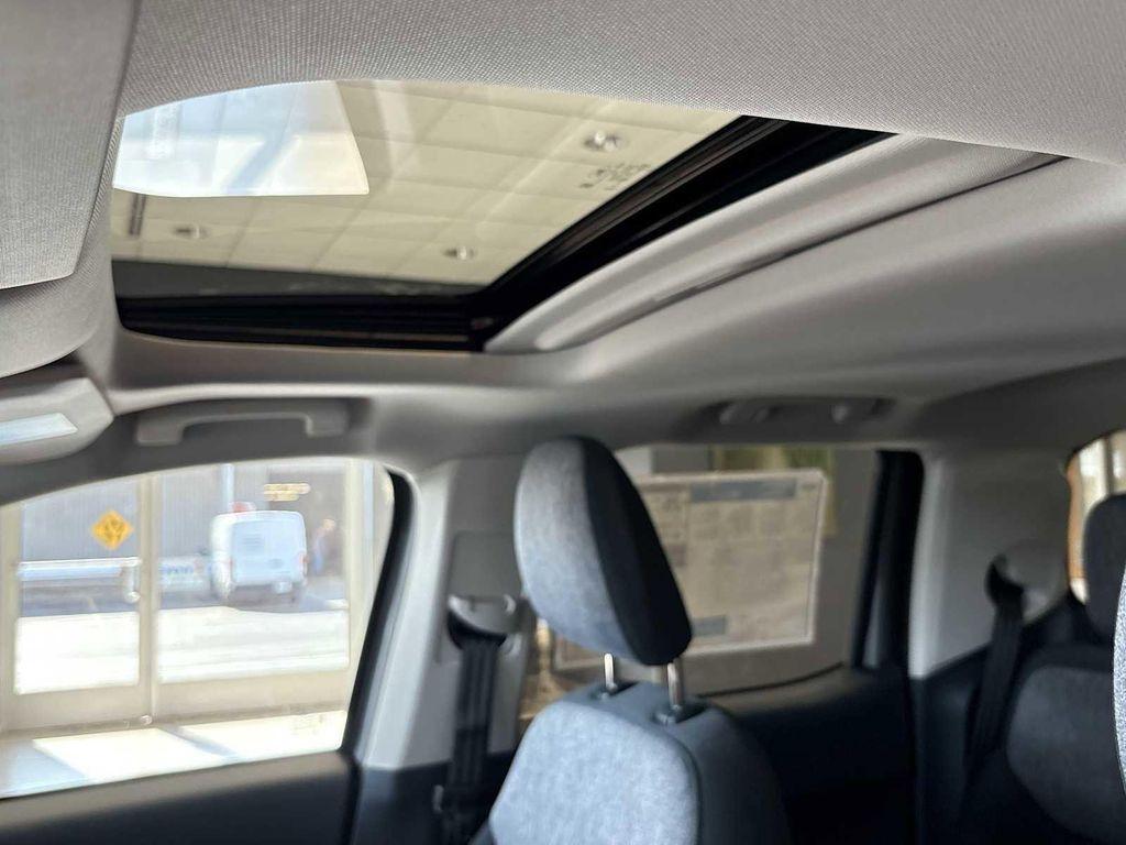 new 2025 Ford Maverick car, priced at $35,490