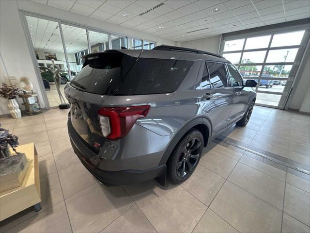 used 2022 Ford Explorer car, priced at $41,992