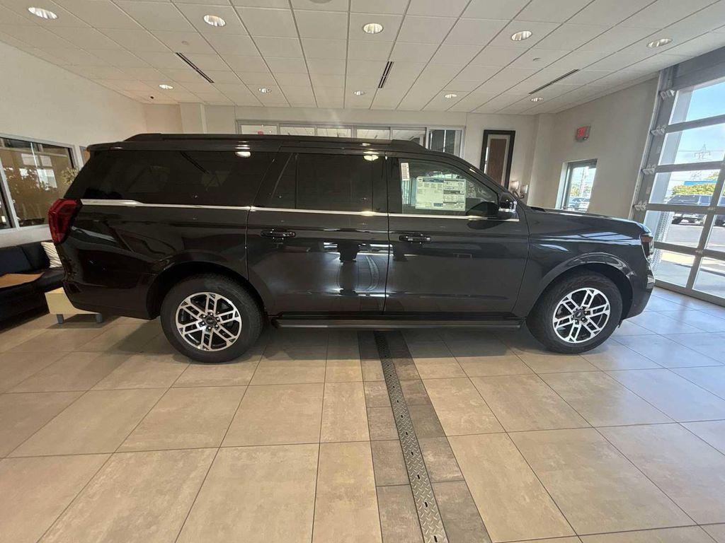 new 2025 Ford Expedition Max car, priced at $72,925